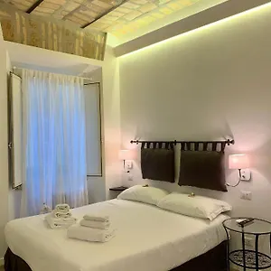 Gasthuis Luxury Near Colosseum, Rome